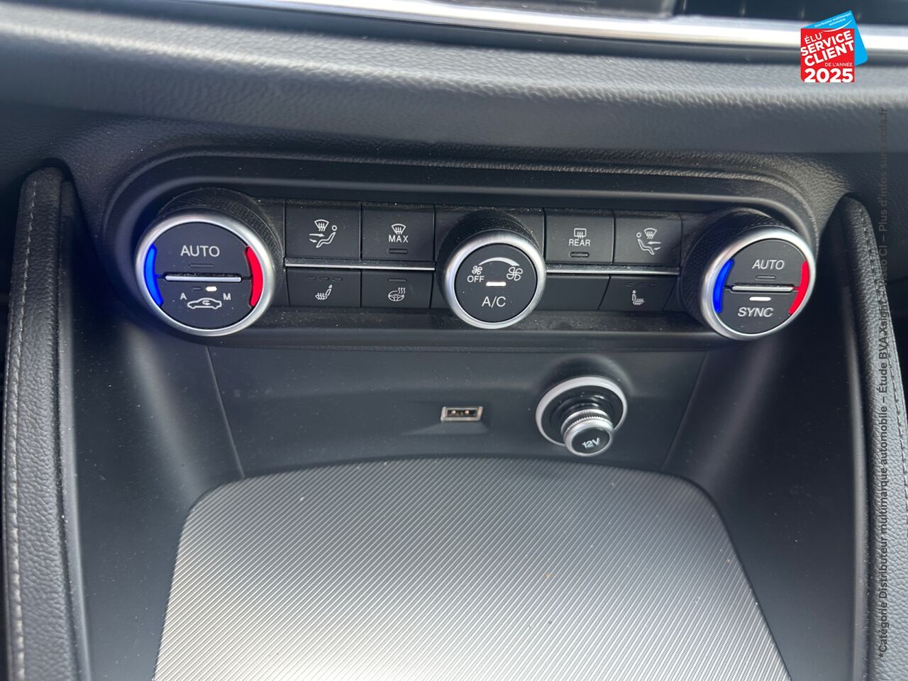 Véhicule d'occasion ALFA ROMEO STELVIO 2.2 DIESEL 210CH VELOCE Q4 AT8 SIEGE CUIR CHAUF VOLANT CHAUF GPS chez Renault Colmar
