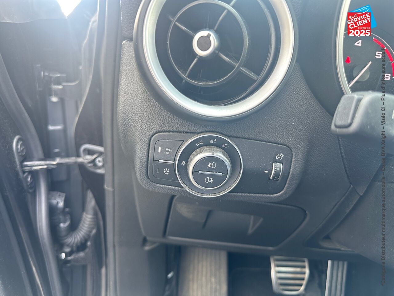 Véhicule d'occasion ALFA ROMEO STELVIO 2.2 DIESEL 210CH VELOCE Q4 AT8 SIEGE CUIR CHAUF VOLANT CHAUF GPS chez Renault Colmar
