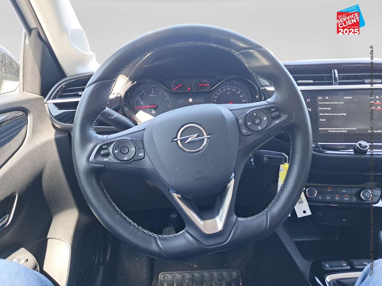 Véhicule d'occasion OPEL CORSA 1.2 75CH ELEGANCE BUSINESS chez Toyota Saint Dizier