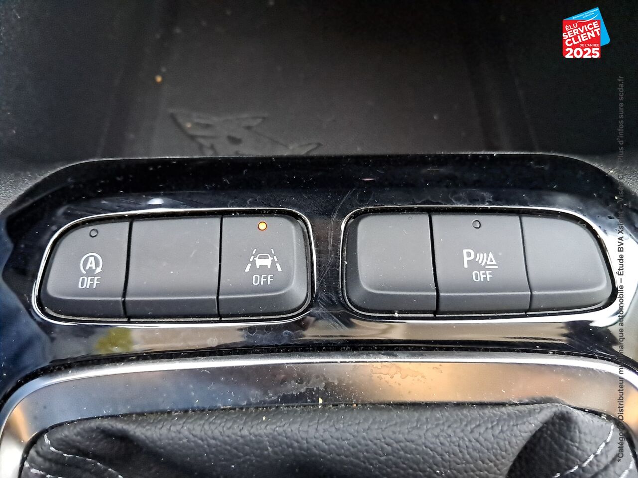 Véhicule d'occasion OPEL CORSA 1.2 75CH ELEGANCE BUSINESS chez Toyota Saint Dizier