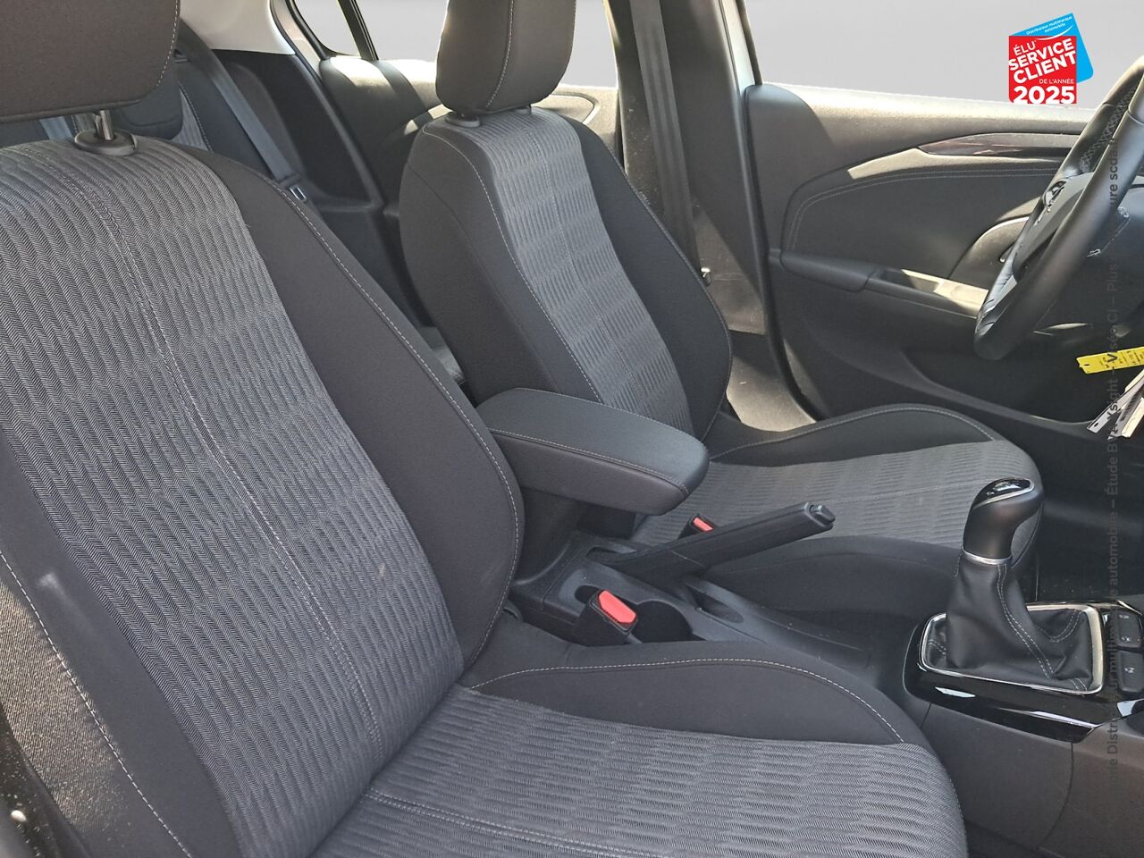 Véhicule d'occasion OPEL CORSA 1.2 75CH ELEGANCE BUSINESS chez Toyota Saint Dizier