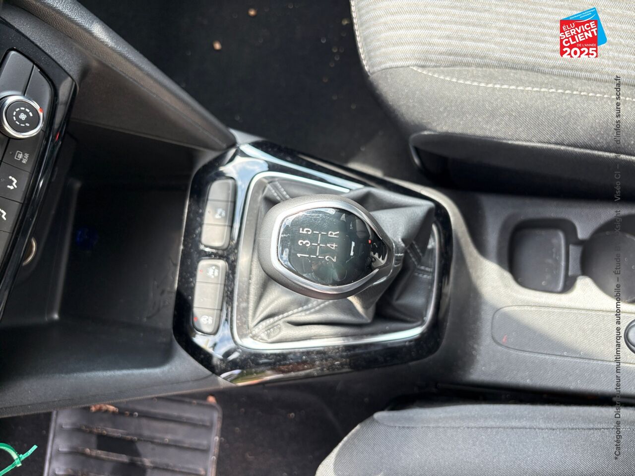Véhicule d'occasion OPEL CORSA 1.2 75CH ELEGANCE BUSINESS chez Opel Charleville
