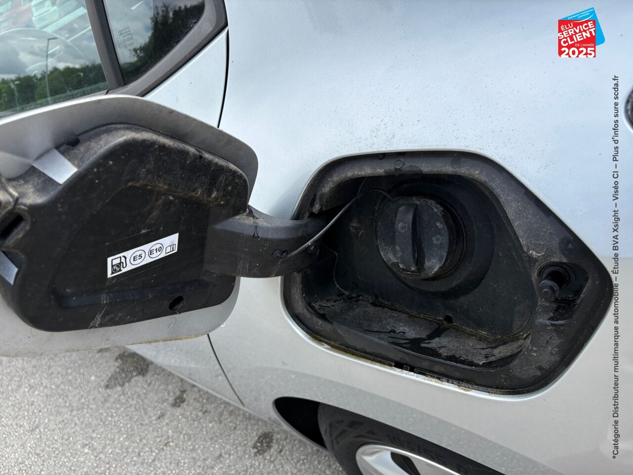 Véhicule d'occasion OPEL CORSA 1.2 75CH ELEGANCE BUSINESS chez Opel Charleville