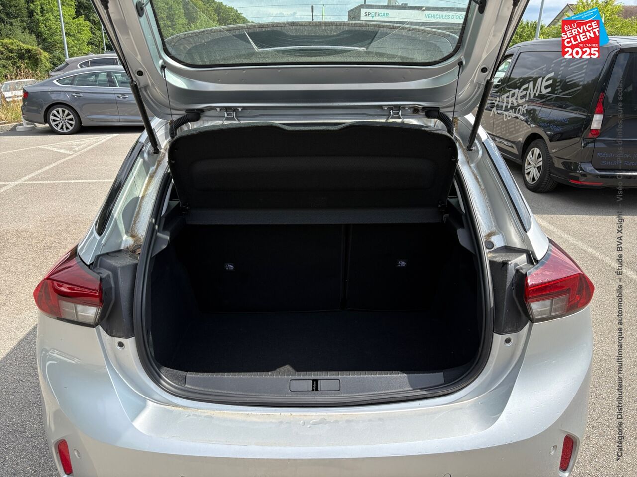 Véhicule d'occasion OPEL CORSA 1.2 75CH ELEGANCE BUSINESS chez Opel Charleville