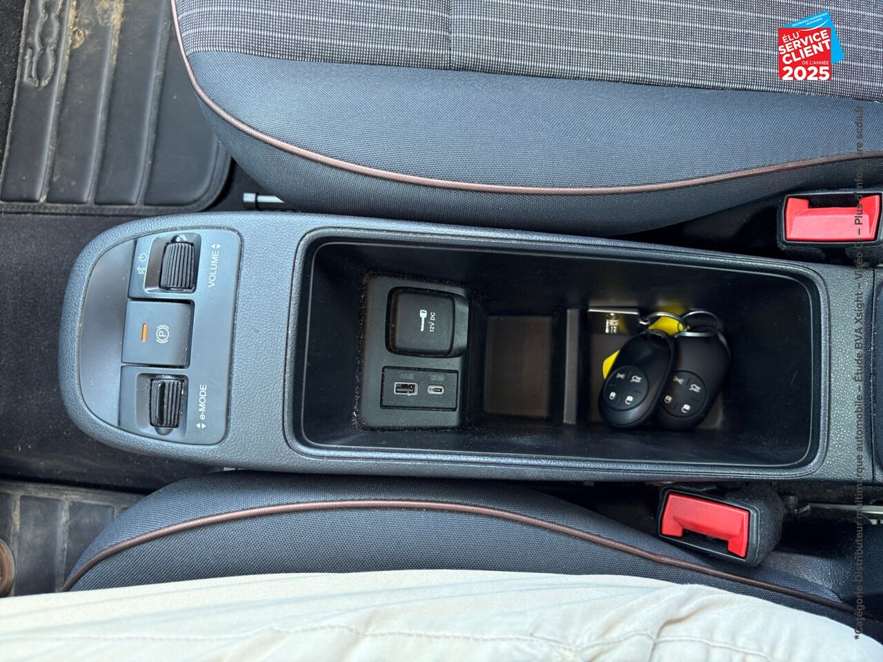 Véhicule d'occasion FIAT 500 E 118CH ICONE GPS chez Opel Saint-Dizier
