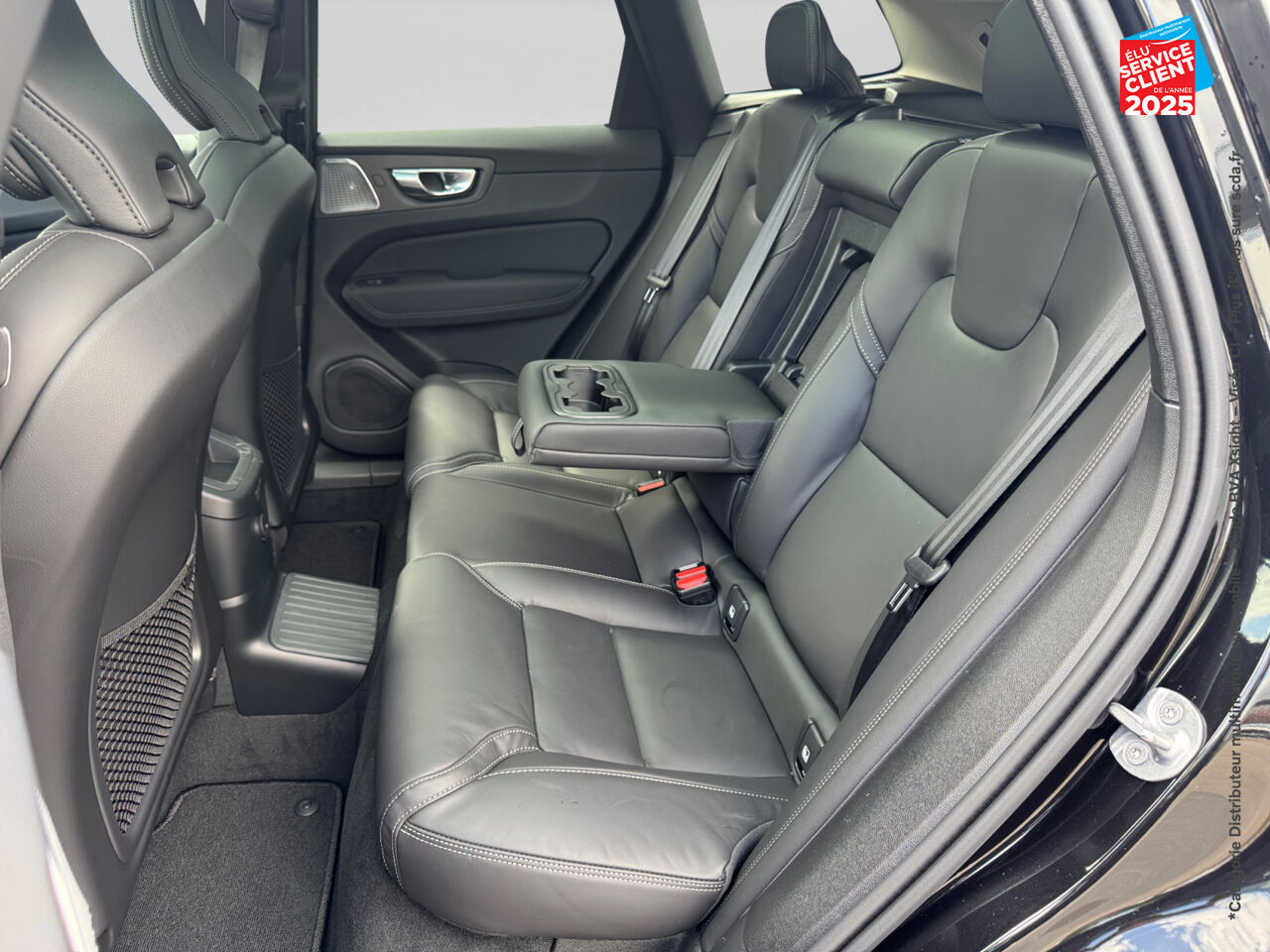 Véhicule neuf VOLVO XC60 XC60 XC60 ULTRA T6 AWD HYBRIDE RECHARGEABLE HYBRIDE RECHARGEABLE ESSENCE DARK chez Volvo Metz