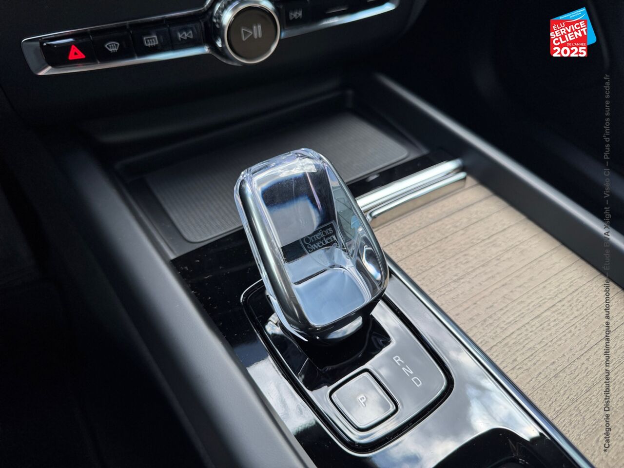 Véhicule neuf VOLVO XC60 XC60 XC60 ULTRA T6 AWD HYBRIDE RECHARGEABLE HYBRIDE RECHARGEABLE ESSENCE DARK chez Volvo Metz