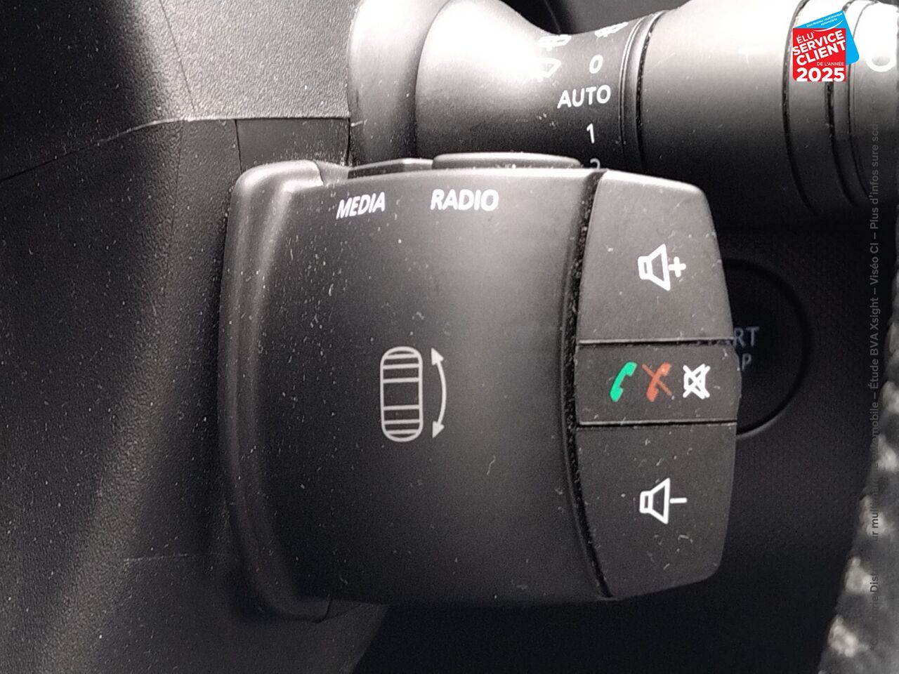 Véhicule d'occasion RENAULT ZOE BUSINESS CHARGE NORMALE R90 MY19 chez Renault Sélestat