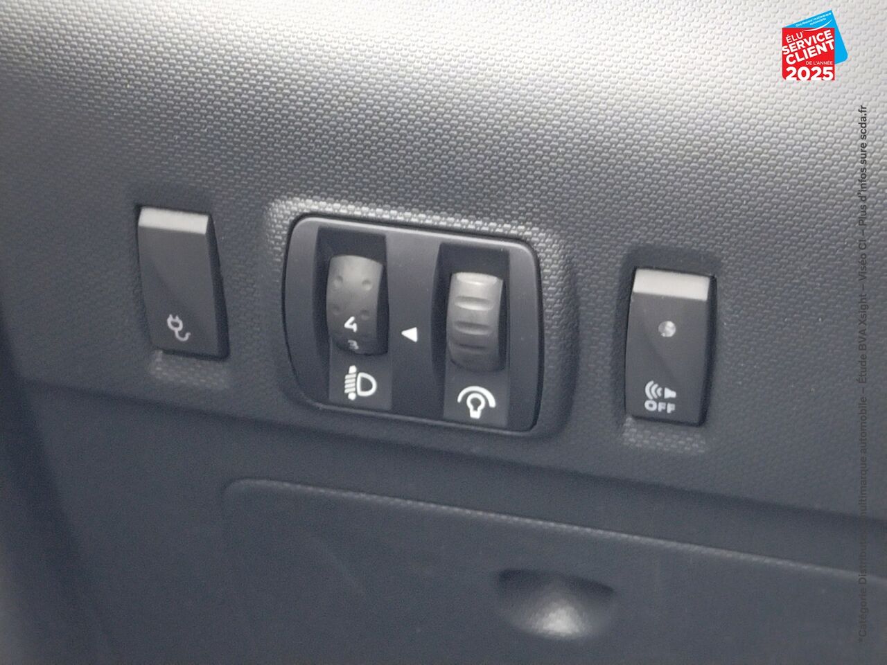 Véhicule d'occasion RENAULT ZOE BUSINESS CHARGE NORMALE R90 MY19 chez Renault Sélestat