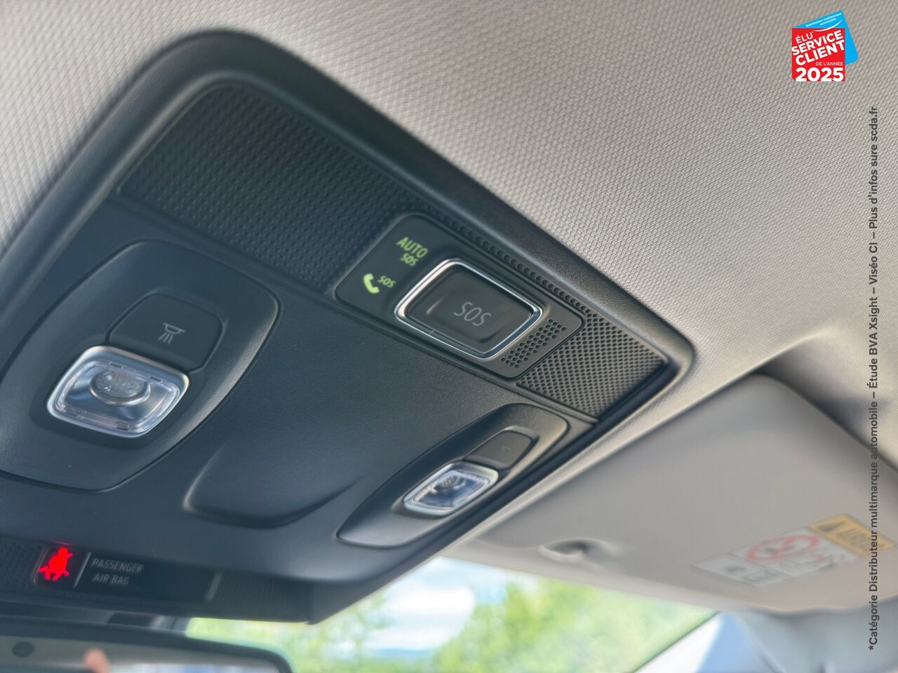 Véhicule d'occasion RENAULT CAPTUR 1.6 E-TECH PLUG-IN 160CH INTENS chez Nissan Strasbourg