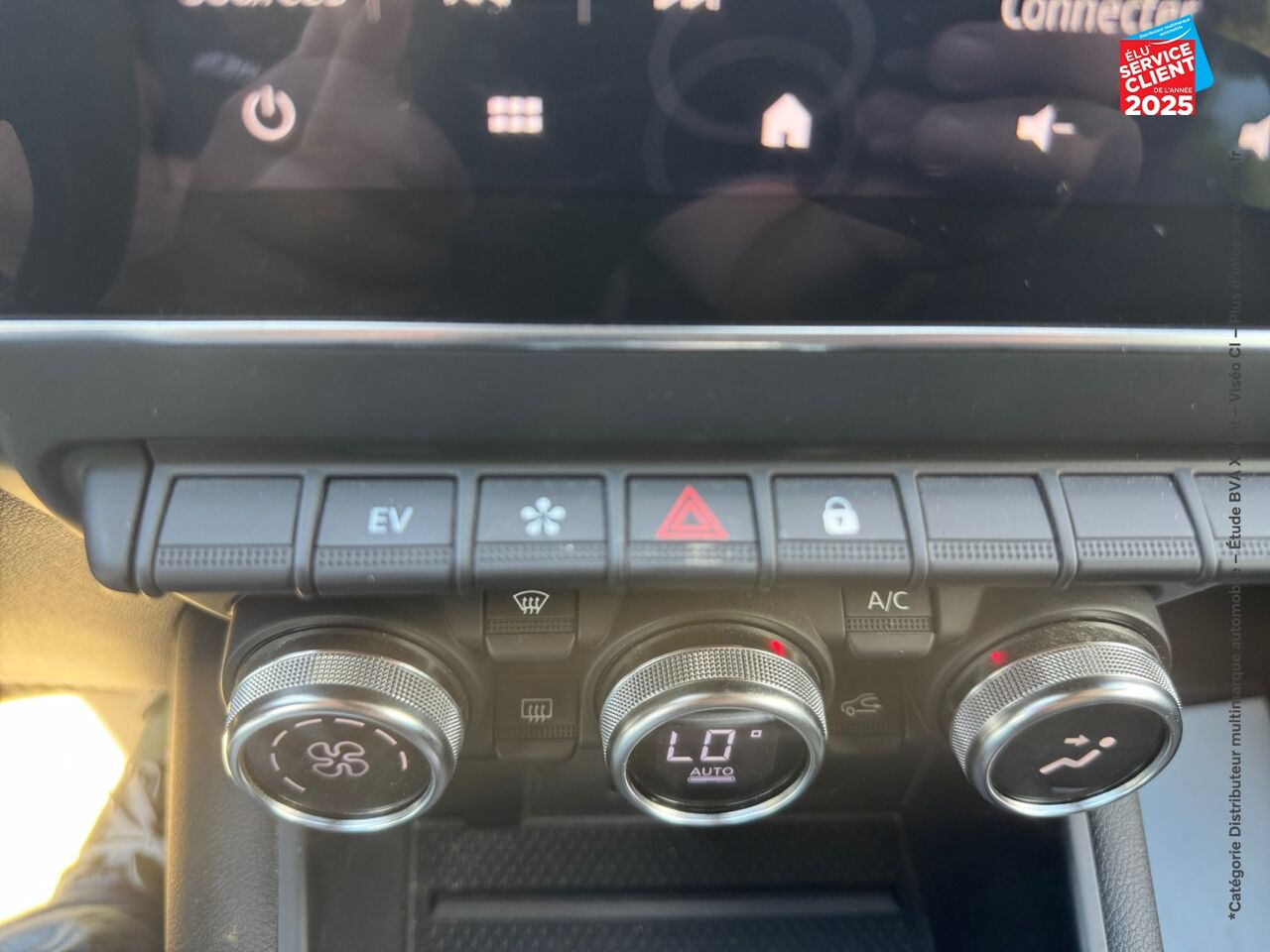 Véhicule d'occasion RENAULT CAPTUR 1.6 E-TECH PLUG-IN 160CH INTENS chez Nissan Strasbourg