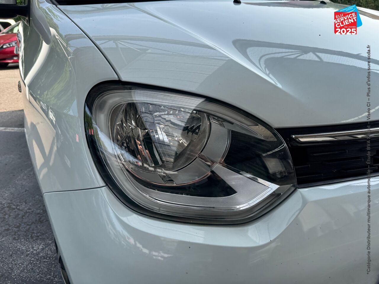 Véhicule d'occasion RENAULT TWINGO 1.0 SCE 75CH ZEN - 20 chez Renault Colmar