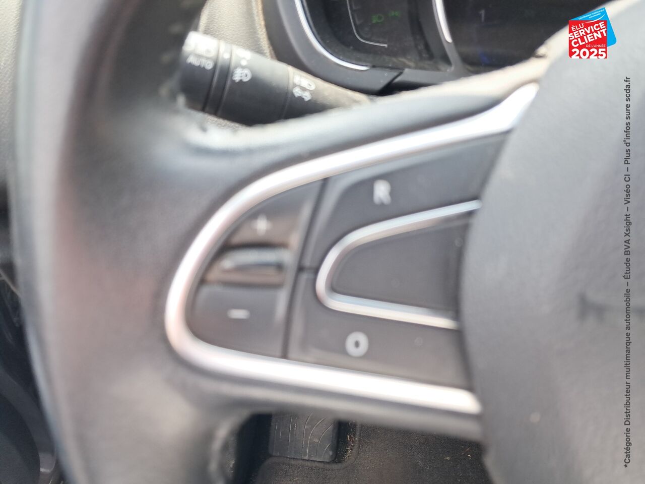 Véhicule d'occasion RENAULT SCENIC 1.3 TCE 140CH ENERGY BUSINESS chez Dacia Strasbourg