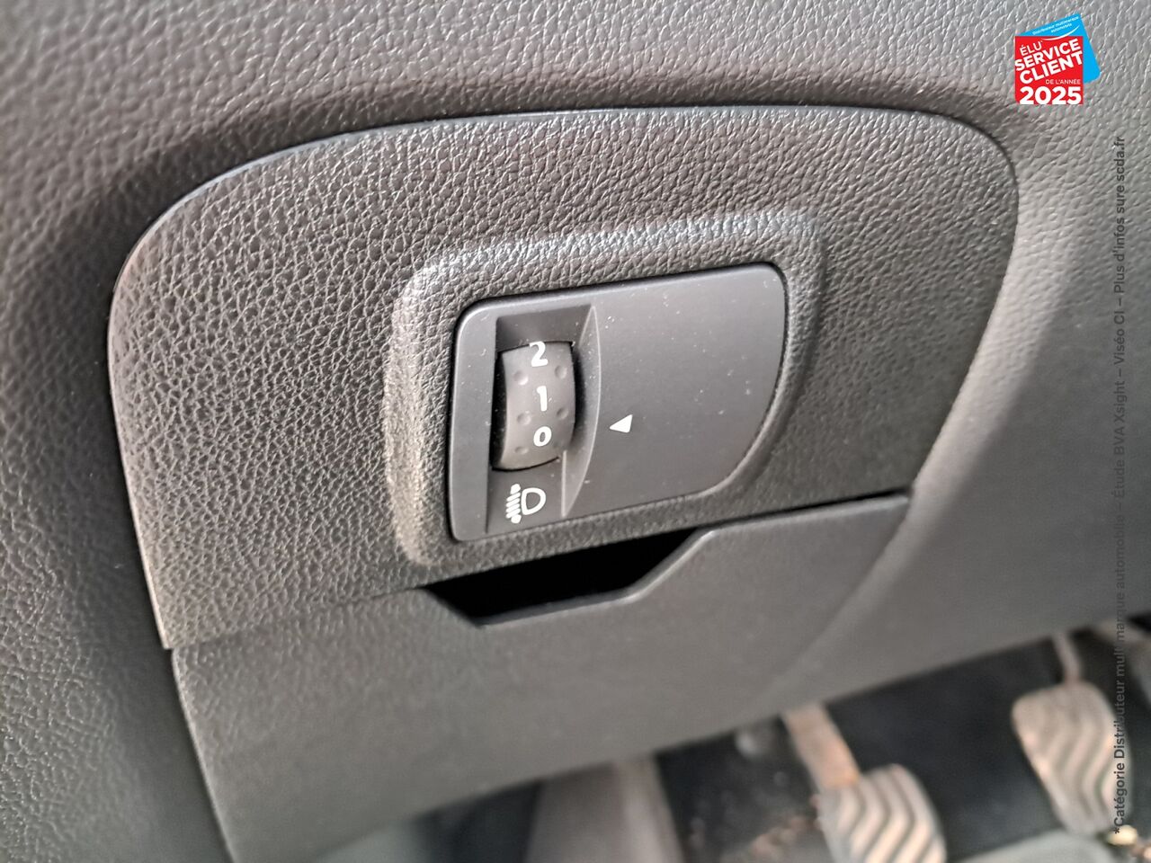 Véhicule d'occasion RENAULT SCENIC 1.3 TCE 140CH ENERGY BUSINESS chez Dacia Strasbourg
