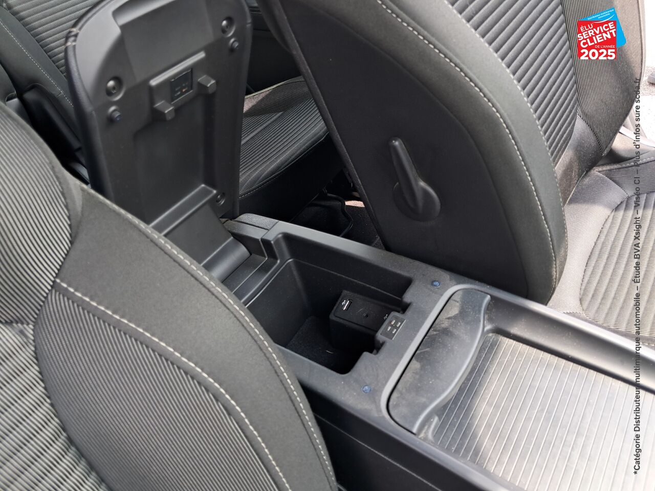 Véhicule d'occasion RENAULT SCENIC 1.3 TCE 140CH ENERGY BUSINESS chez Dacia Strasbourg
