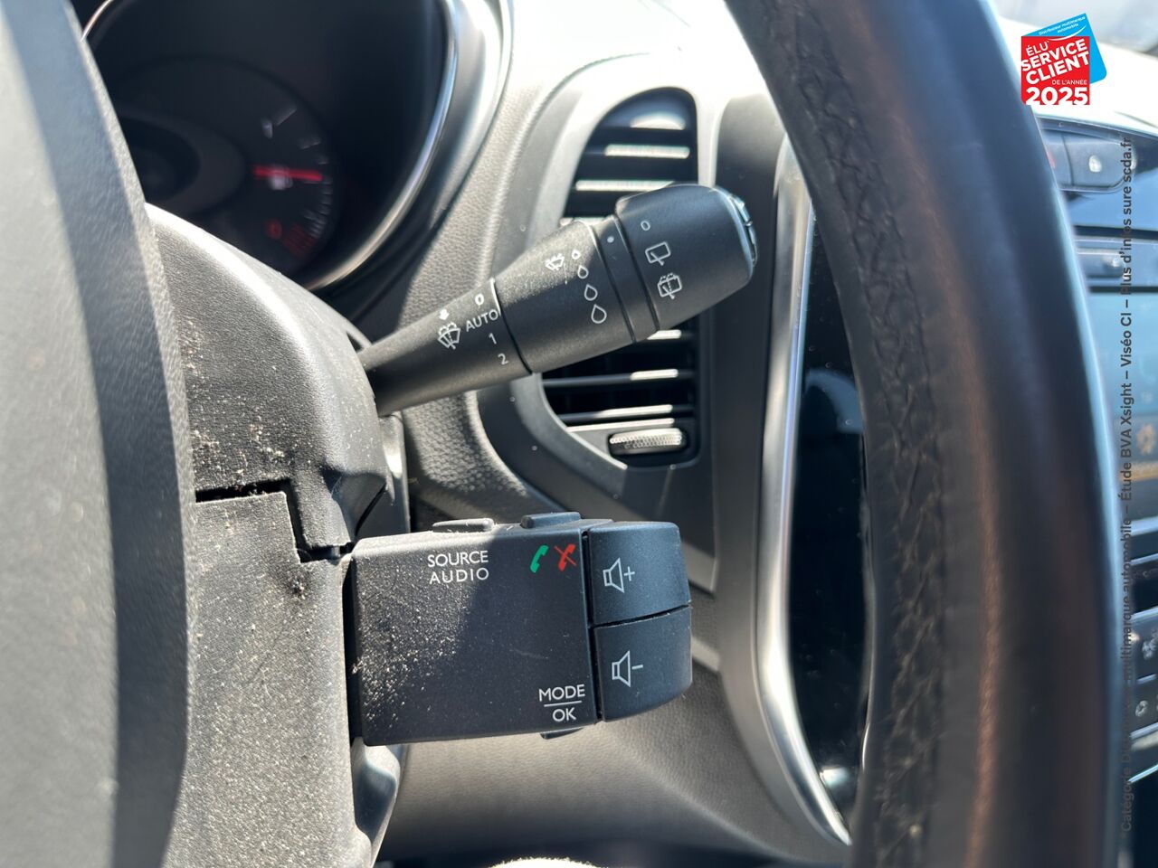 Véhicule d'occasion RENAULT CAPTUR 0.9 TCE 90CH INTENS - 19 chez Opel Bar le Duc