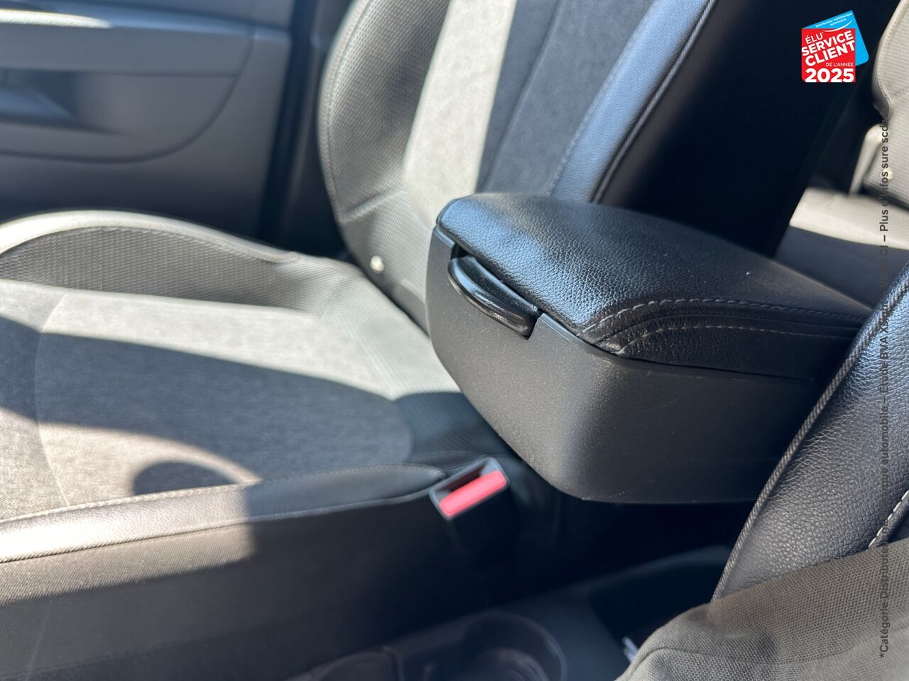 Véhicule d'occasion RENAULT CAPTUR 0.9 TCE 90CH INTENS - 19 chez Opel Bar le Duc