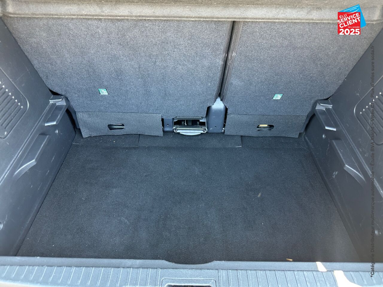 Véhicule d'occasion RENAULT CAPTUR 0.9 TCE 90CH INTENS - 19 chez Opel Bar le Duc