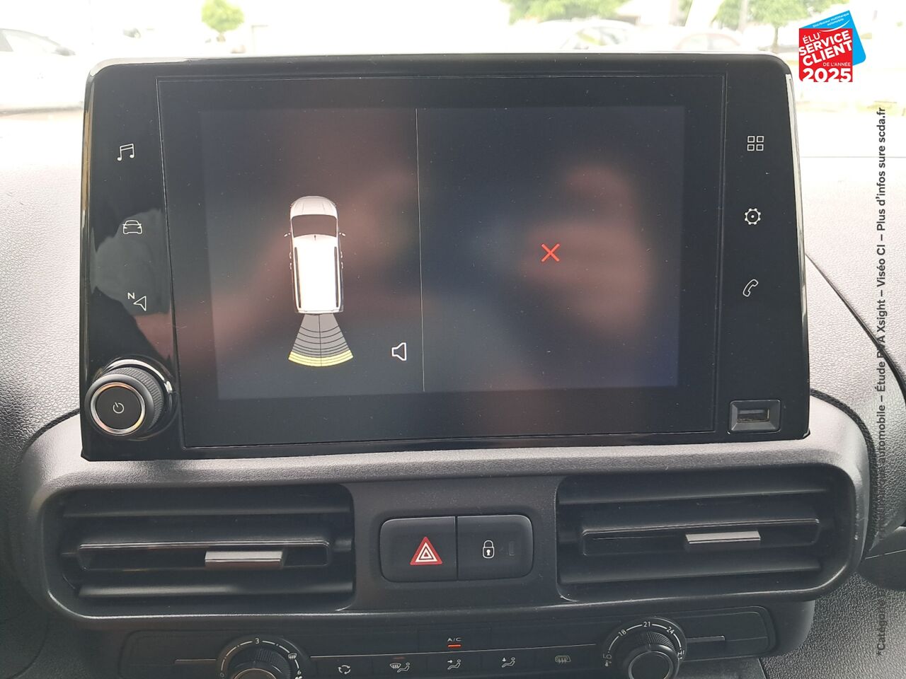 Véhicule d'occasion OPEL COMBO CARGO L1H1 1000KG 1.5 100CH PACK CLIM RADAR AR CARPLAY chez Renault Colmar