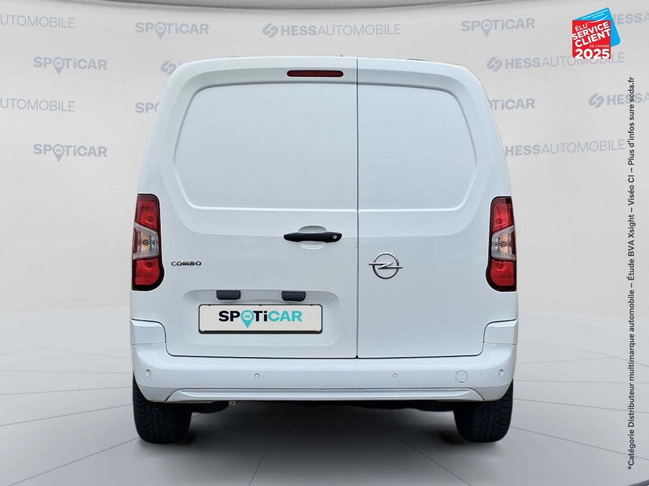 Véhicule d'occasion OPEL COMBO CARGO L1H1 1000KG 1.5 100CH PACK CLIM RADAR AR CARPLAY chez Renault Colmar