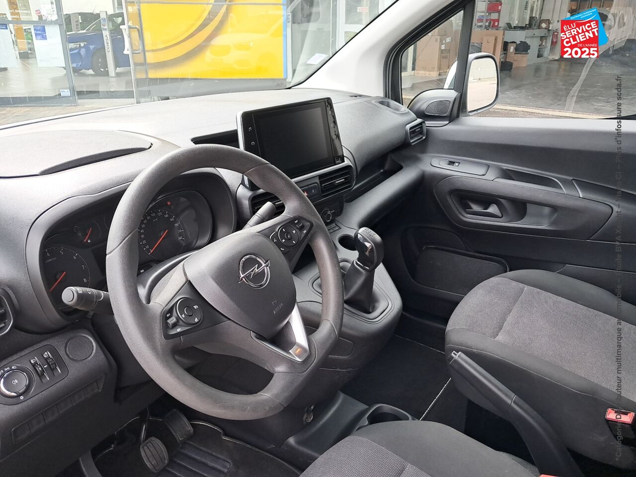 Véhicule d'occasion OPEL COMBO CARGO L1H1 1000KG 1.5 100CH PACK CLIM RADAR AR CARPLAY chez Renault Colmar