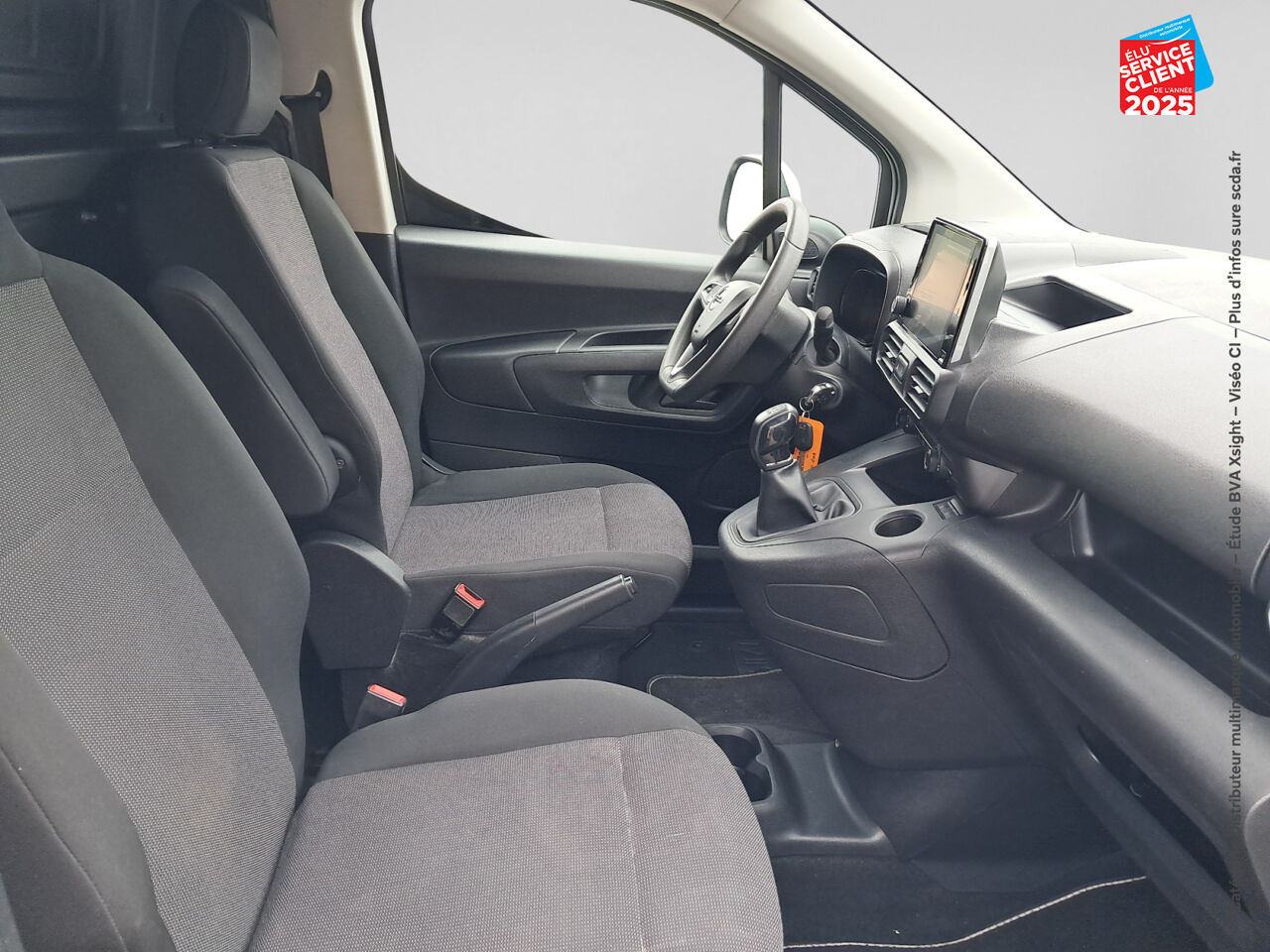 Véhicule d'occasion OPEL COMBO CARGO L1H1 1000KG 1.5 100CH PACK CLIM RADAR AR CARPLAY chez Renault Colmar
