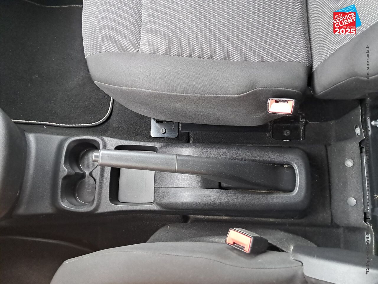 Véhicule d'occasion OPEL COMBO CARGO L1H1 1000KG 1.5 100CH PACK CLIM RADAR AR CARPLAY chez Renault Colmar