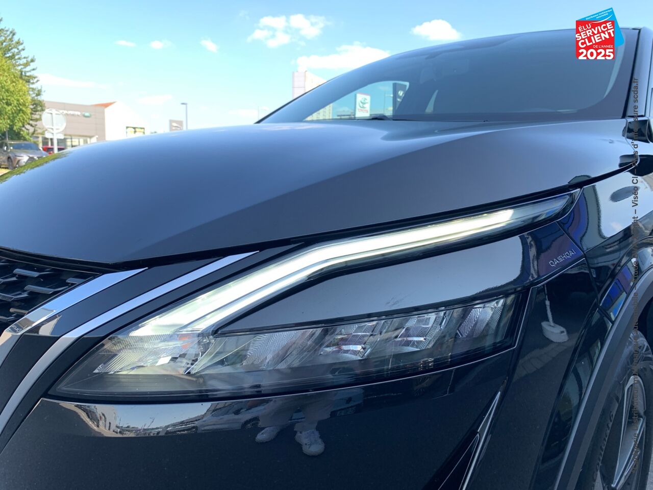 Véhicule d'occasion NISSAN QASHQAI 1.3 MILD HYBRID 158CH N-STYLE XTRONIC chez Renault Saint-Louis