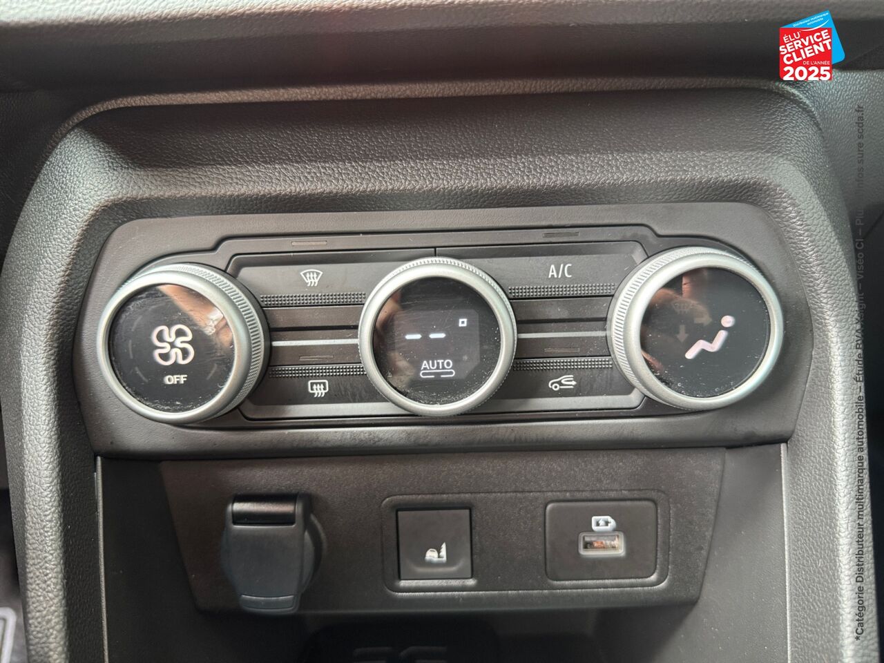 Véhicule d'occasion DACIA JOGGER 1.0 ECO-G 100CH EXTREME+ 7 PLACES -24 CAMERA chez Renault Colmar