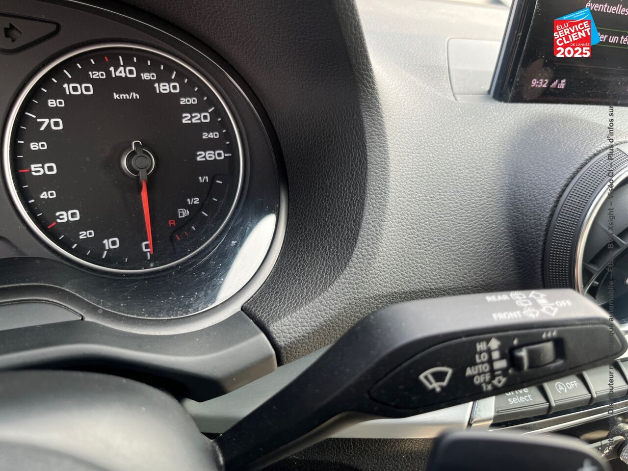 Véhicule d'occasion AUDI Q2 1.4 TFSI 150CH COD S LINE S TRONIC 7 chez Opel Verdun