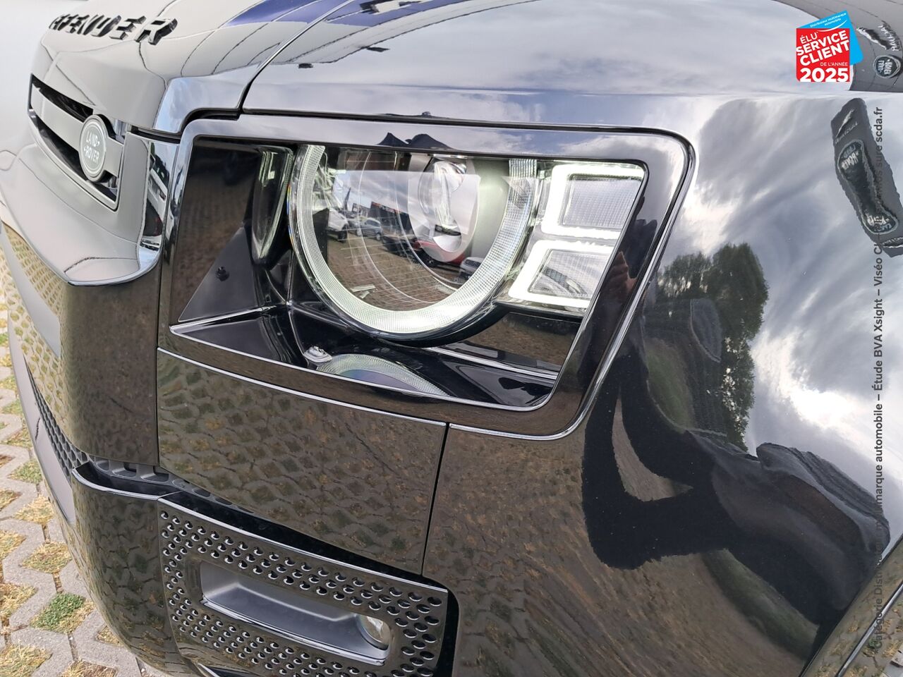 Véhicule d'occasion LAND-ROVER DEFENDER 90 3.0 D250 HARD TOP X-DYNAMIC SE chez Renault Saint-Louis