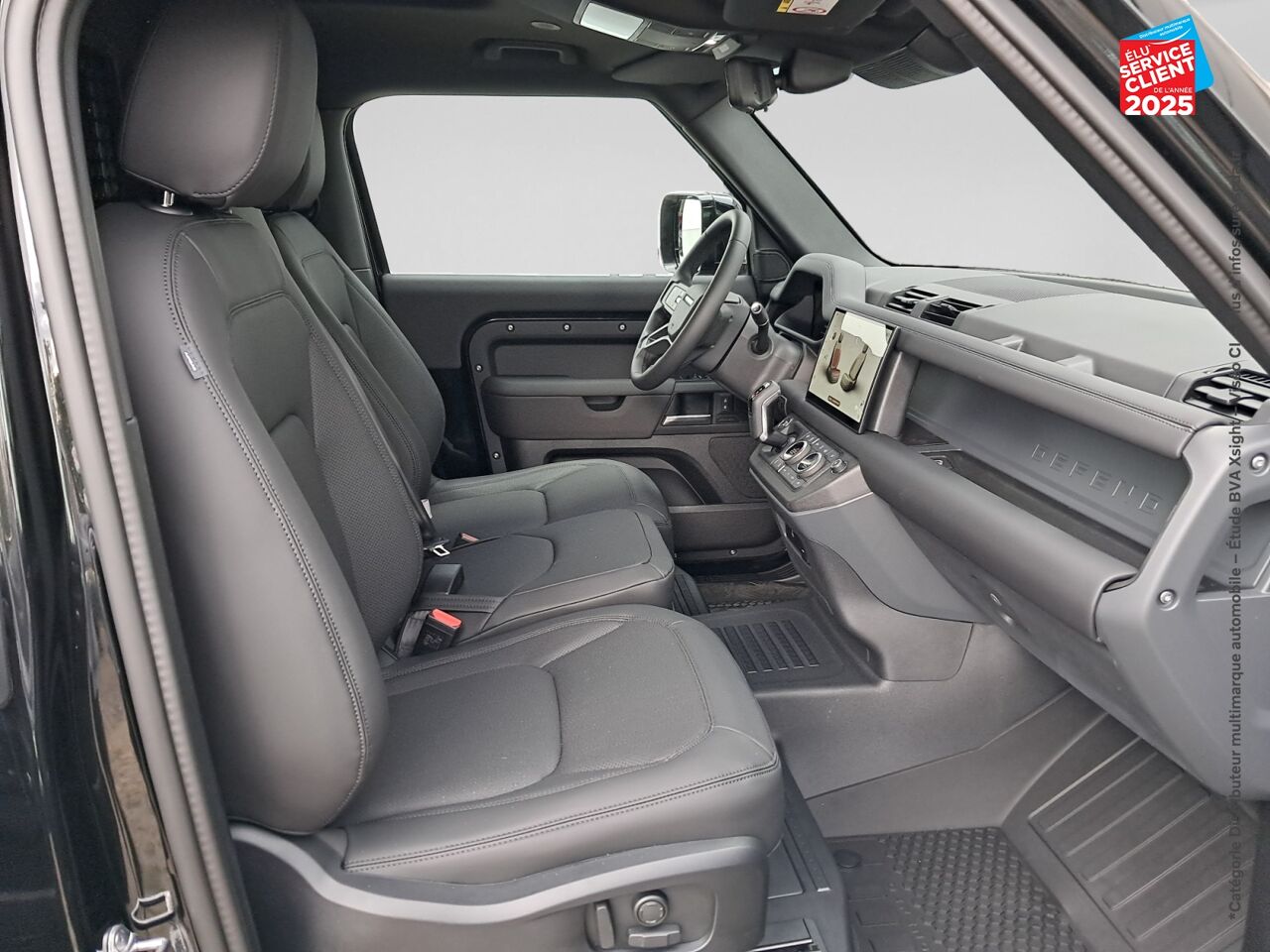 Véhicule d'occasion LAND-ROVER DEFENDER 90 3.0 D250 HARD TOP X-DYNAMIC SE chez Renault Saint-Louis