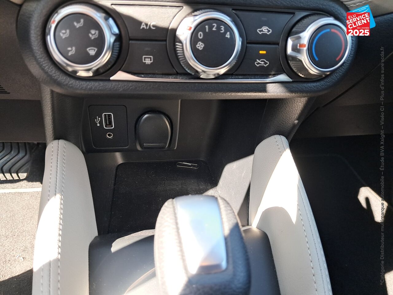 Véhicule d'occasion NISSAN MICRA 1.0 IG-T 92CH MADE IN FRANCE XTRONIC 2021 chez Renault Colmar
