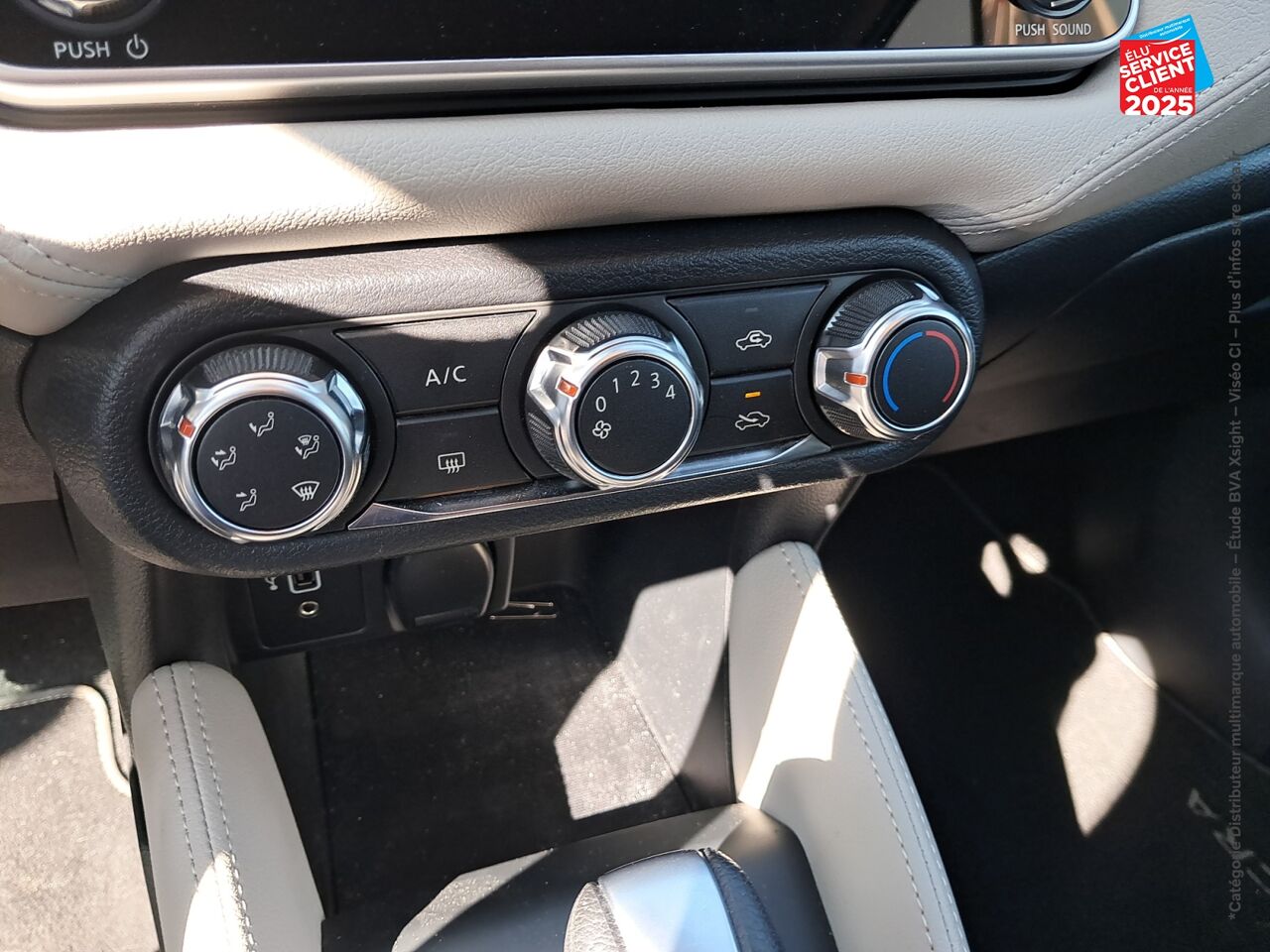Véhicule d'occasion NISSAN MICRA 1.0 IG-T 92CH MADE IN FRANCE XTRONIC 2021 chez Renault Colmar