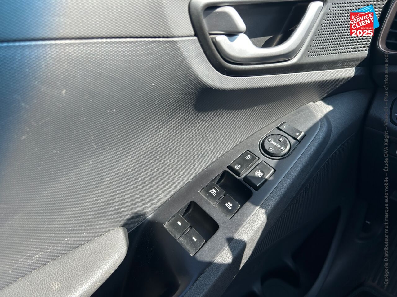 Véhicule d'occasion HYUNDAI IONIQ ELECTRIC 120CH CREATIVE CAMERA GPS chez Toyota Sarreguemines