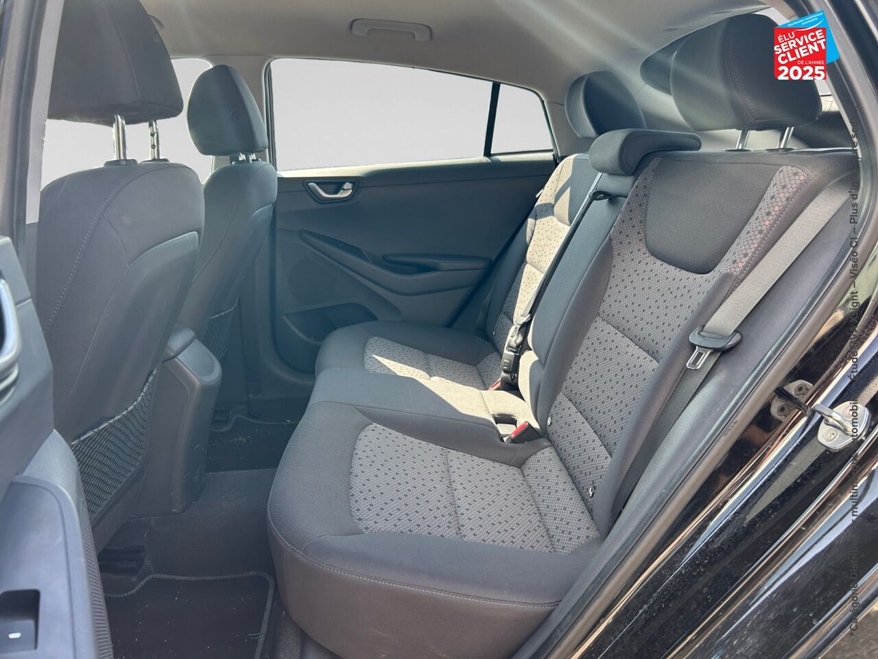 Véhicule d'occasion HYUNDAI IONIQ ELECTRIC 120CH CREATIVE CAMERA GPS chez Toyota Sarreguemines