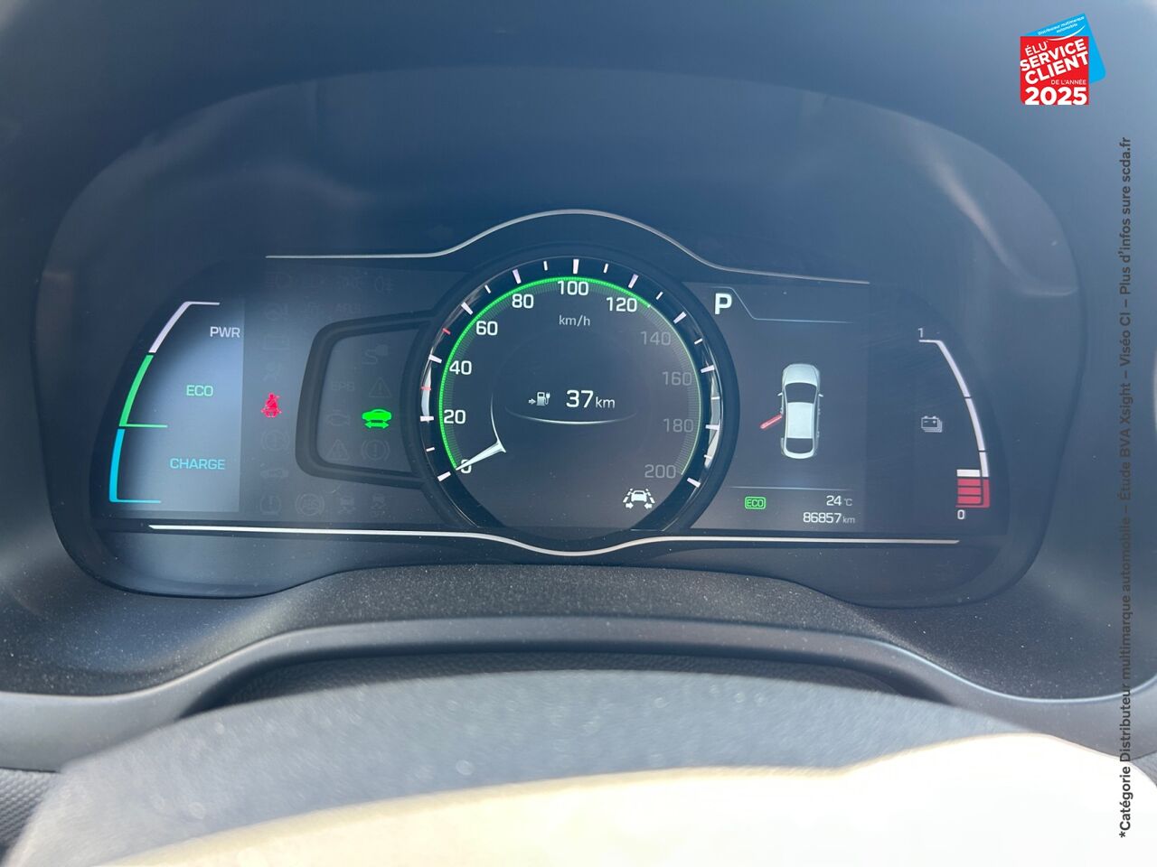 Véhicule d'occasion HYUNDAI IONIQ ELECTRIC 120CH CREATIVE CAMERA GPS chez Toyota Sarreguemines