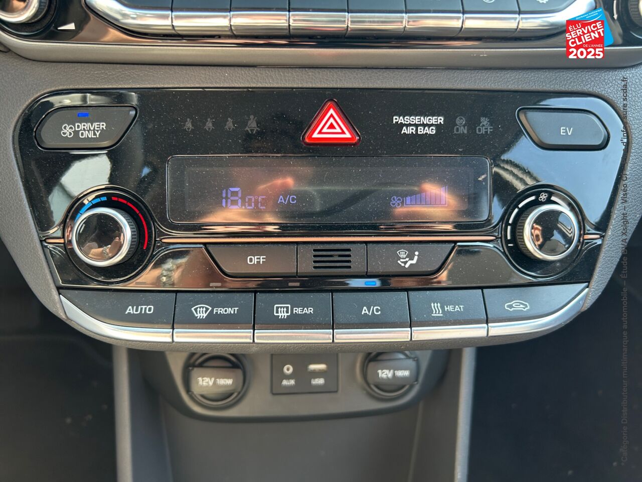 Véhicule d'occasion HYUNDAI IONIQ ELECTRIC 120CH CREATIVE CAMERA GPS chez Toyota Sarreguemines