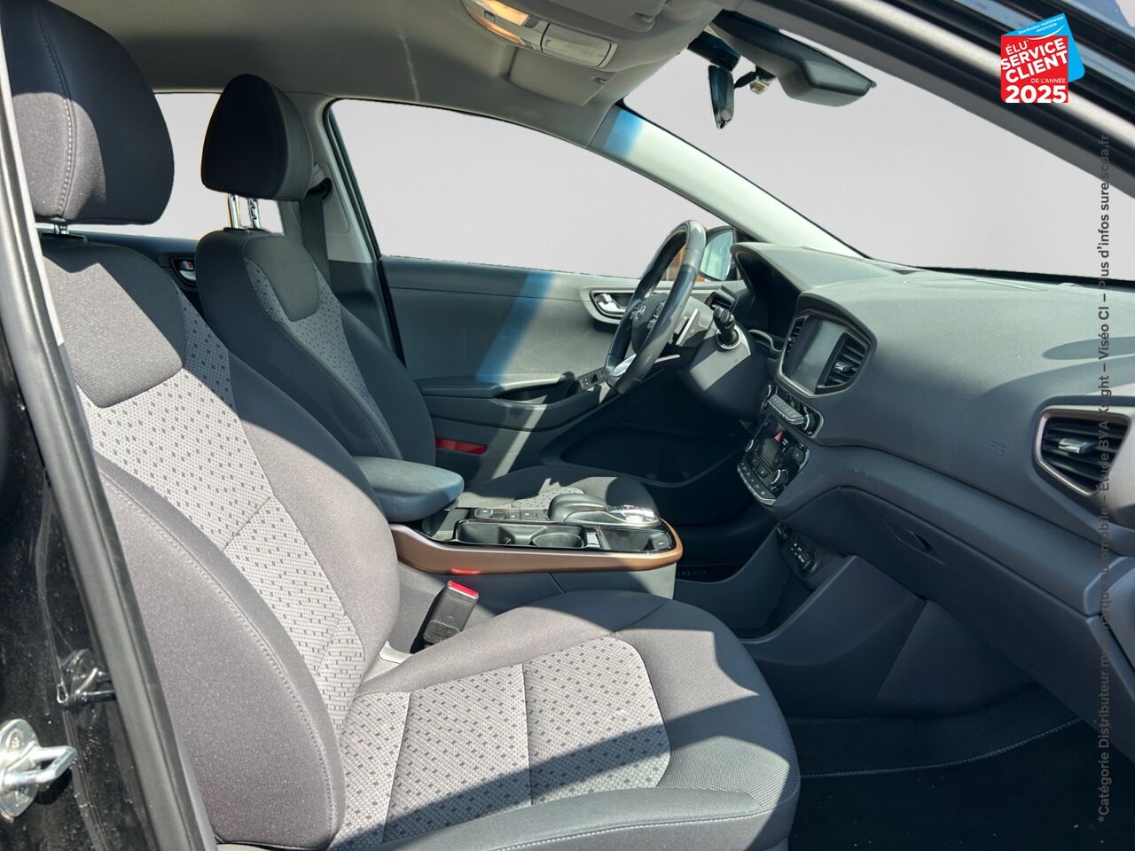 Véhicule d'occasion HYUNDAI IONIQ ELECTRIC 120CH CREATIVE CAMERA GPS chez Toyota Sarreguemines