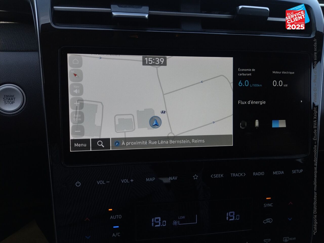 Véhicule d'occasion HYUNDAI TUCSON 1.6 T-GDI 230CH HYBRID CREATIVE BVA6 CAMERA GPS chez Renault Colmar