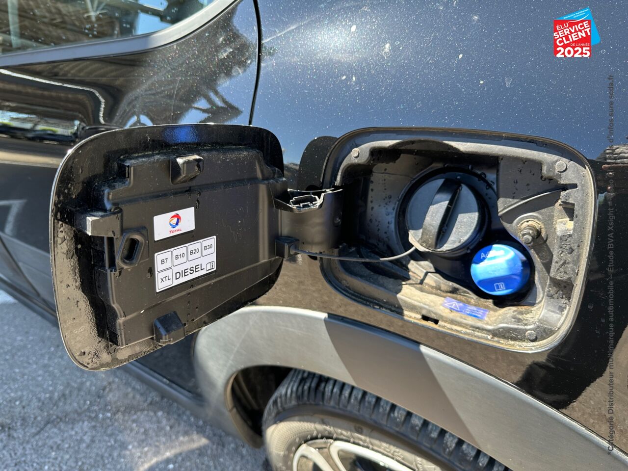 Véhicule d'occasion CITROEN C3 1.5 BLUEHDI 100CH SS C-SERIES E6.D chez Toyota Bar le Duc