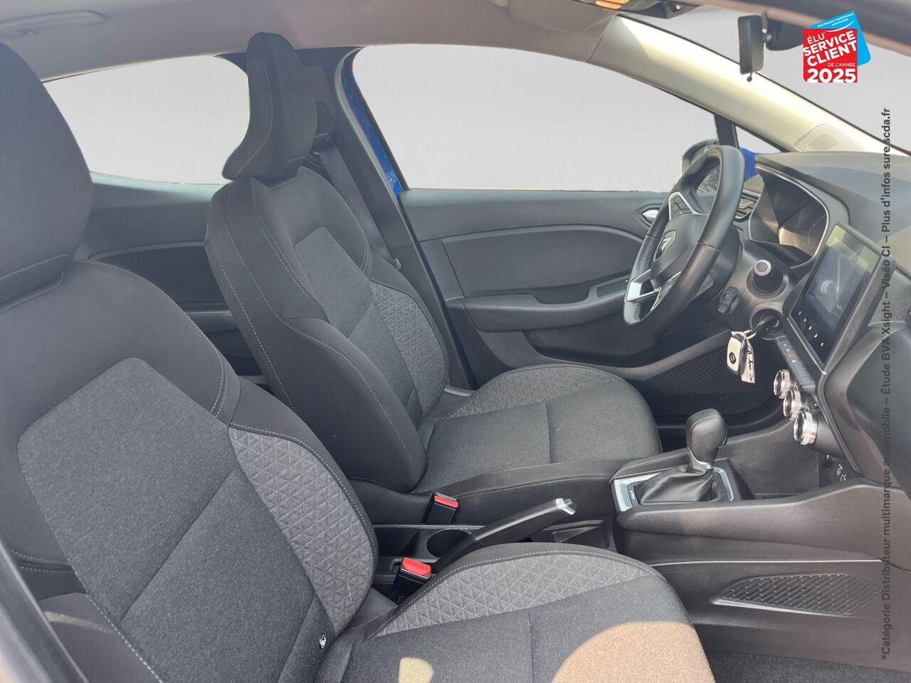 Véhicule d'occasion RENAULT CLIO 1.6 E-TECH HYBRIDE 140CH BUSINESS -21N GPS CAMERA chez Renault Colmar