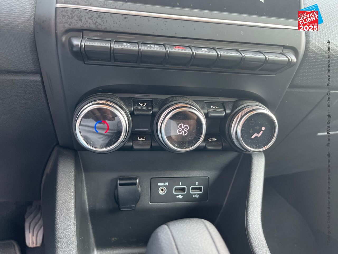 Véhicule d'occasion RENAULT CLIO 1.6 E-TECH HYBRIDE 140CH BUSINESS -21N GPS CAMERA chez Renault Colmar