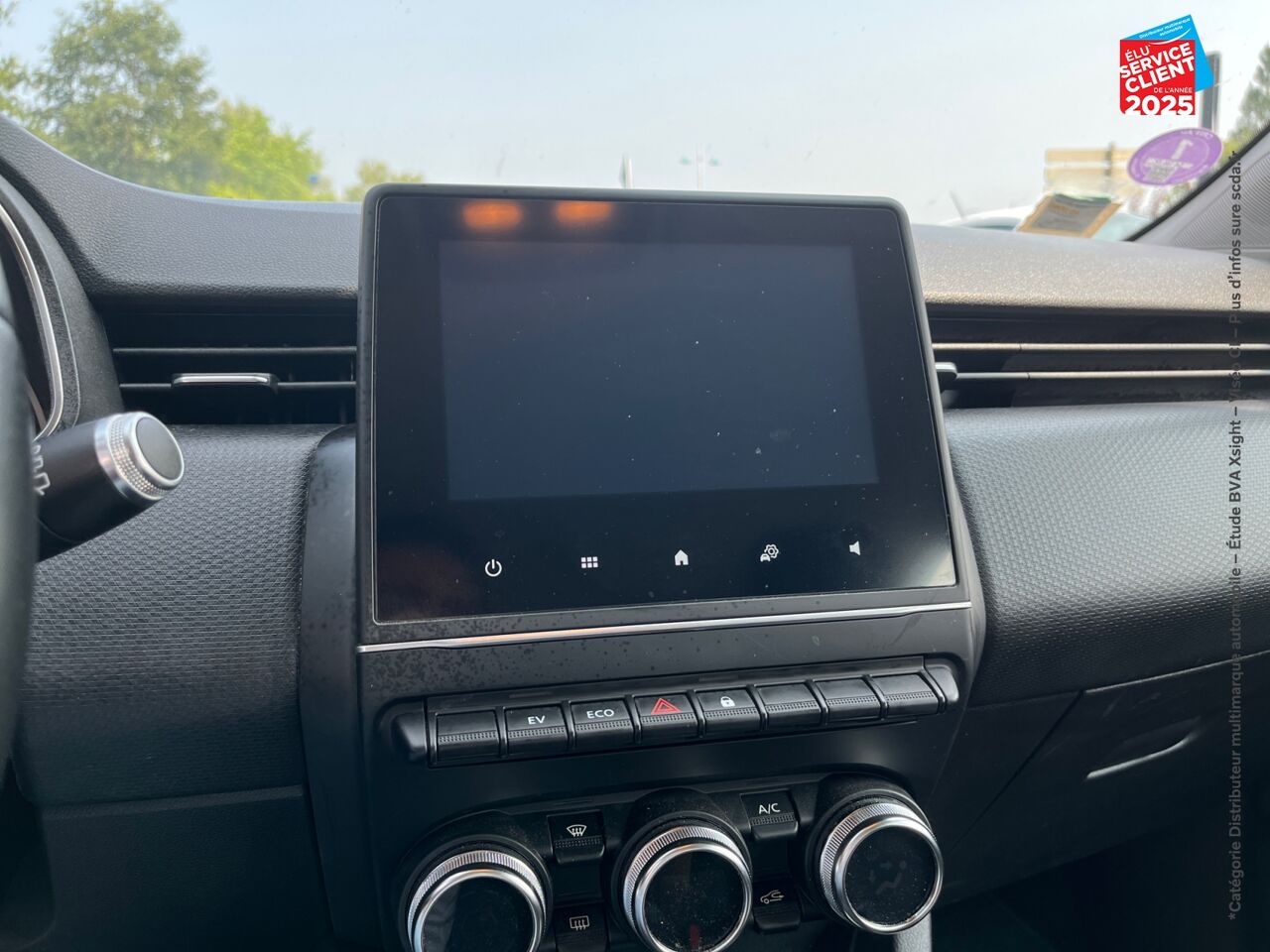 Véhicule d'occasion RENAULT CLIO 1.6 E-TECH HYBRIDE 140CH BUSINESS -21N GPS CAMERA chez Renault Colmar