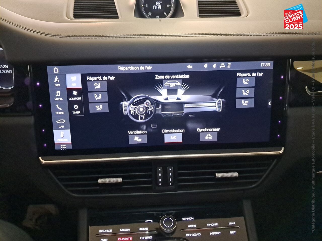 Véhicule d'occasion PORSCHE CAYENNE 3.0 462CH E-HYBRID chez BMW Besançon