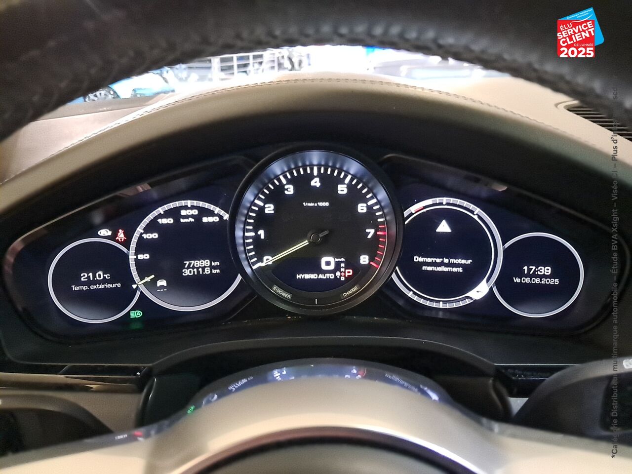 Véhicule d'occasion PORSCHE CAYENNE 3.0 462CH E-HYBRID chez BMW Besançon