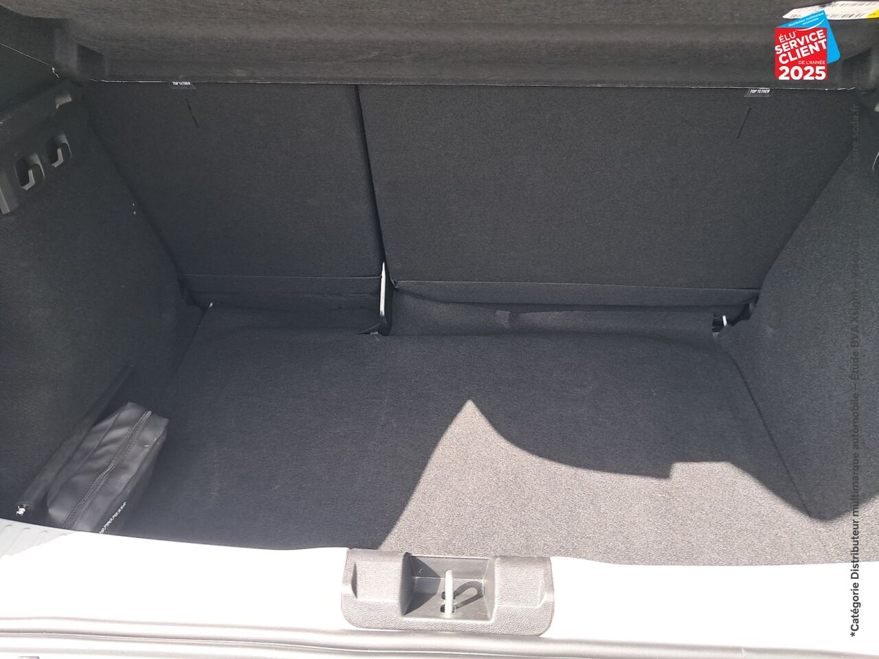 Véhicule d'occasion DACIA SANDERO 1.0 ECO-G 100CH STEPWAY EXPRESSION -24 GPS CAMERA chez HESS Automobile