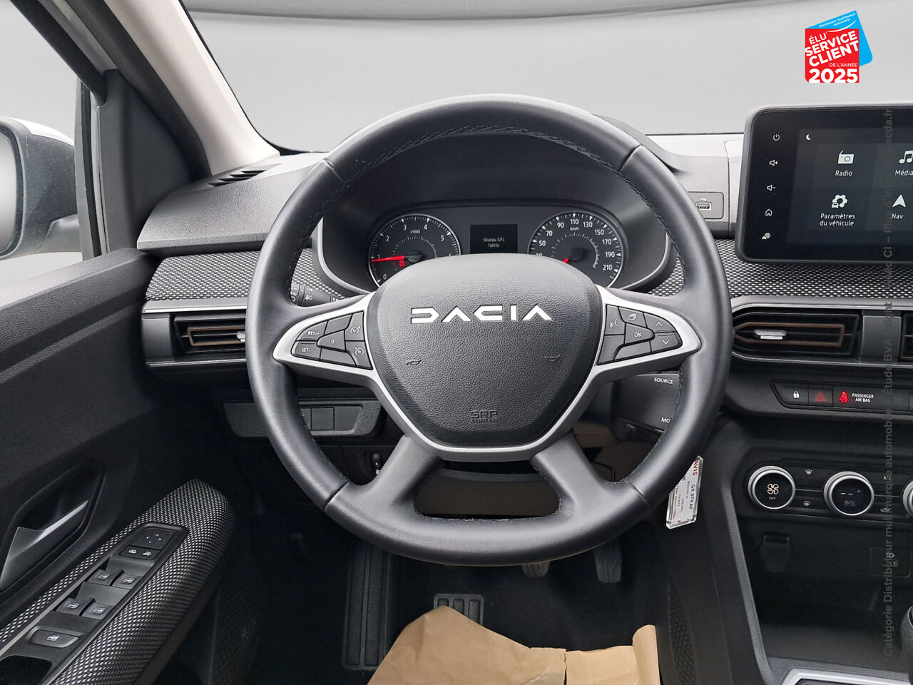 Véhicule d'occasion DACIA SANDERO 1.0 ECO-G 100CH STEPWAY EXPRESSION -24 GPS CAMERA chez HESS Automobile
