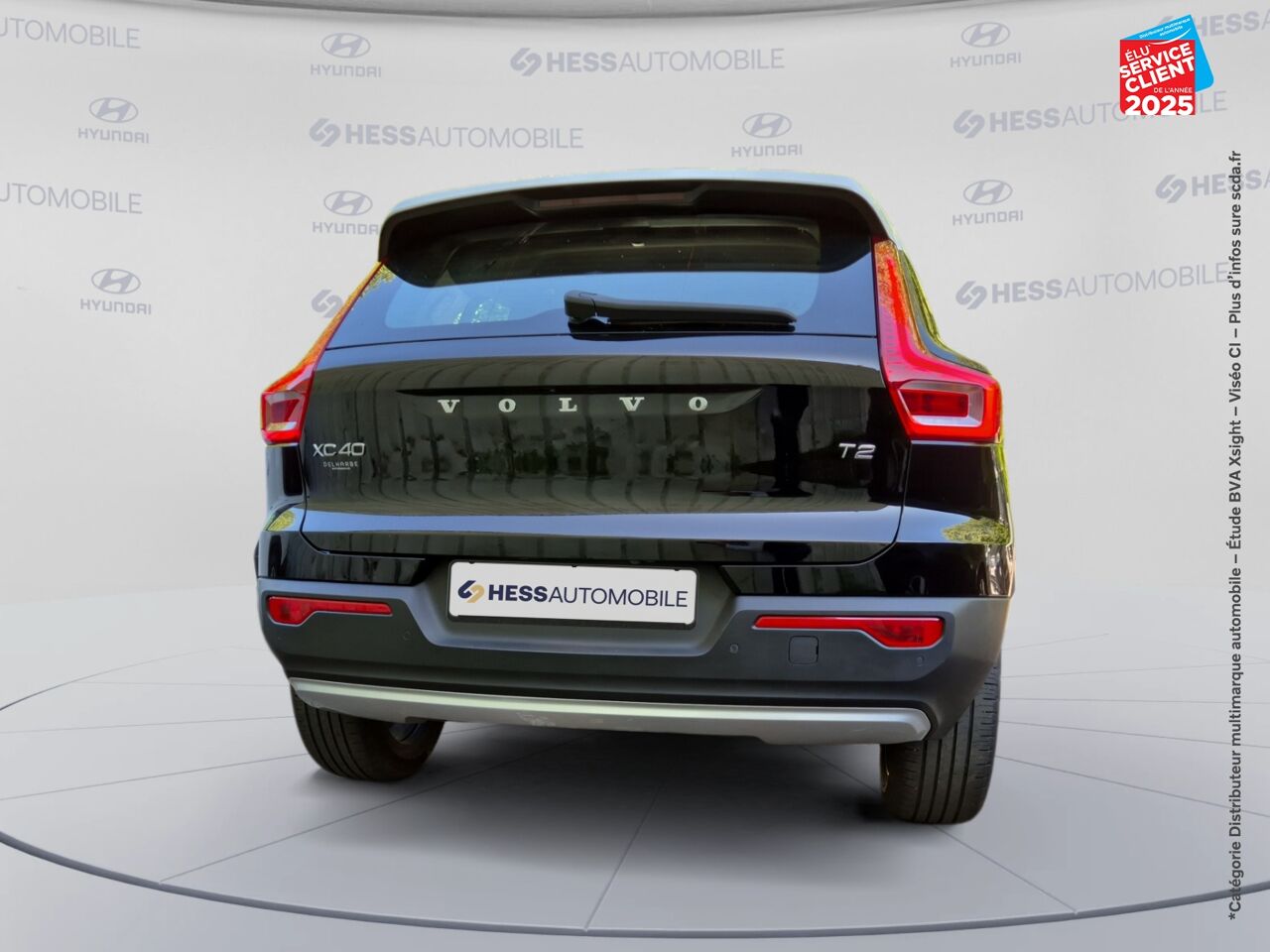 Véhicule d'occasion VOLVO XC40 T2 129CH MOMENTUM BUSINESS GEARTRONIC 8 chez Volvo Epernay