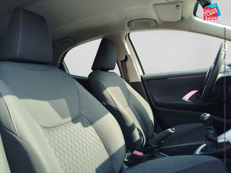 TOYOTA YARIS 120 VVT-I...